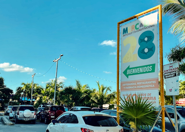 entrance to Mercado 28 in Cancun 